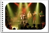 View Atak 4-2-06 band frontaal